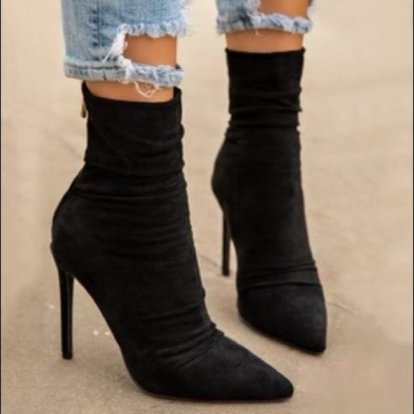 So Me Shoes - NEW!! Black Booties